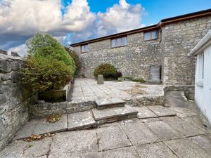 Photo 18- click for photo gallery